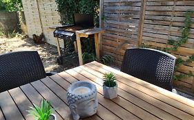 Maisonnette en résidence avec piscine et tennis